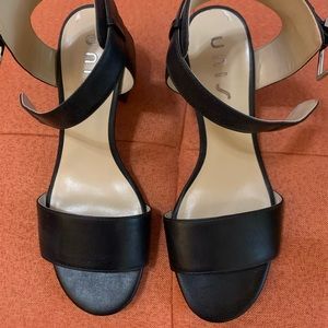 UNISA Women’s sandals
